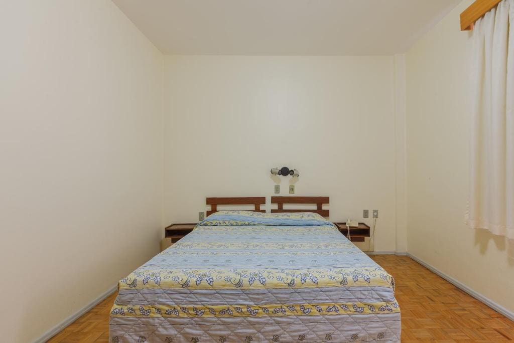 Standard Quadruple Room room - Image 3