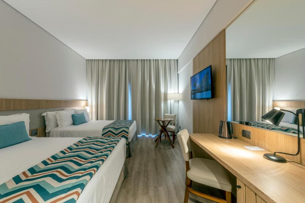 King Suite with Pool View room - Image 2