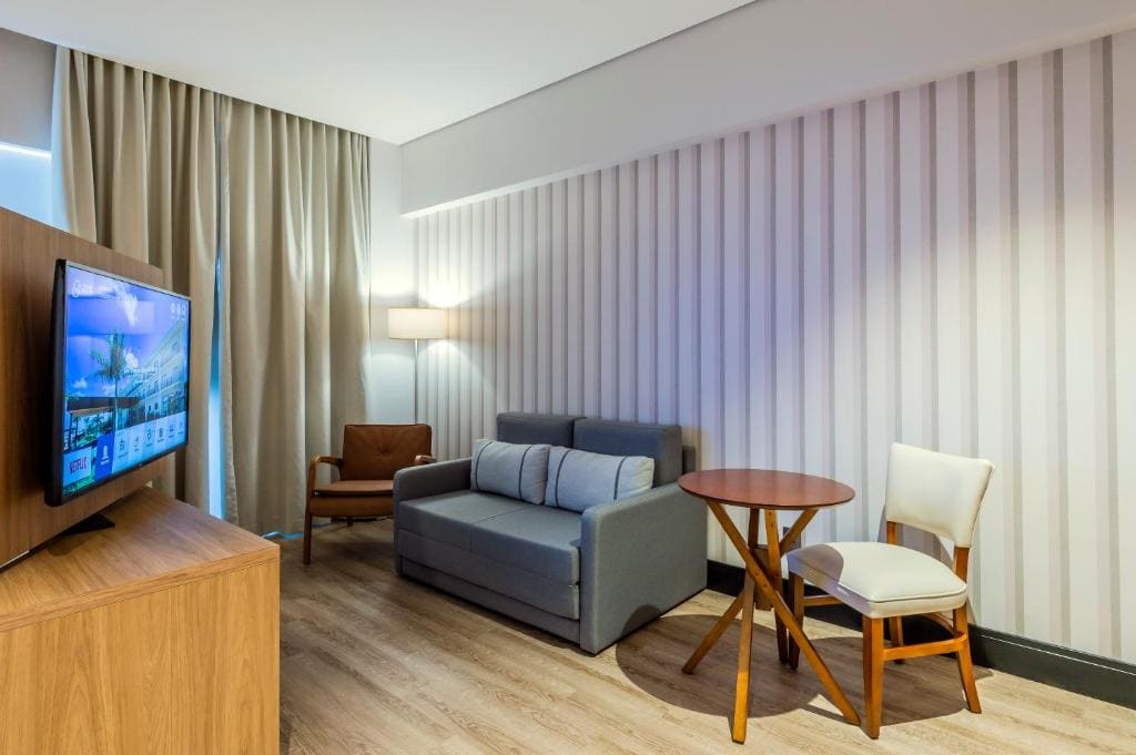 King Suite with Pool View room - Image 3