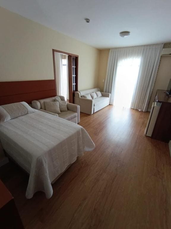 Apartment (5 Adults) room - Image 1