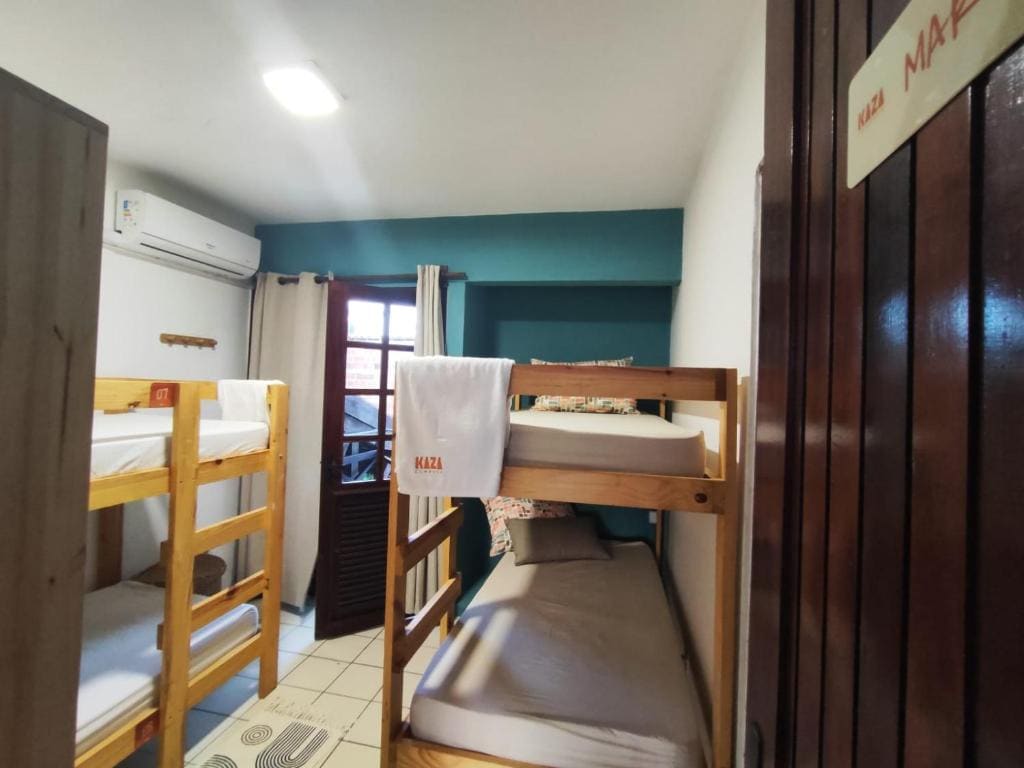 Bunk Bed in Mixed Dormitory Room room - Image 1