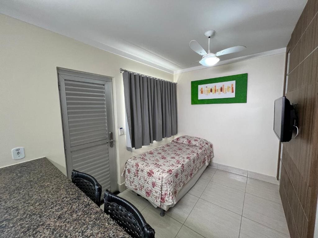 Apartment room - Image 3