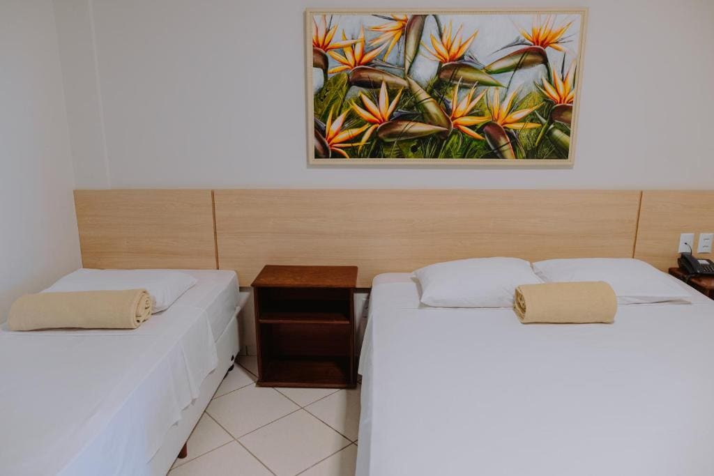 Deluxe Triple Room room - Image 1