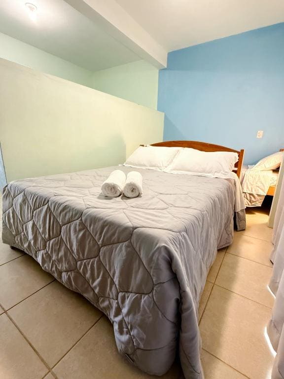 Standard Family Room room - Image 2