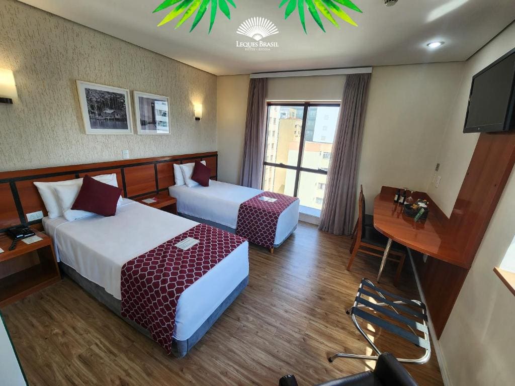 Superior Twin Room room - Image 1