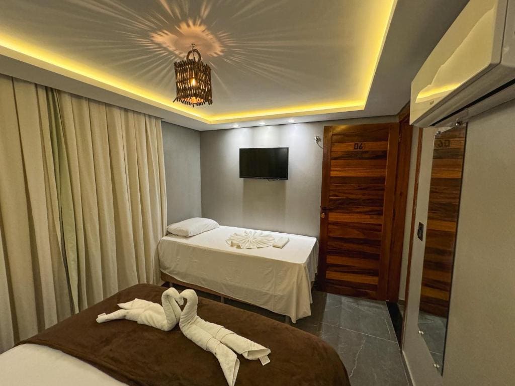 Deluxe Suite room - Image 3
