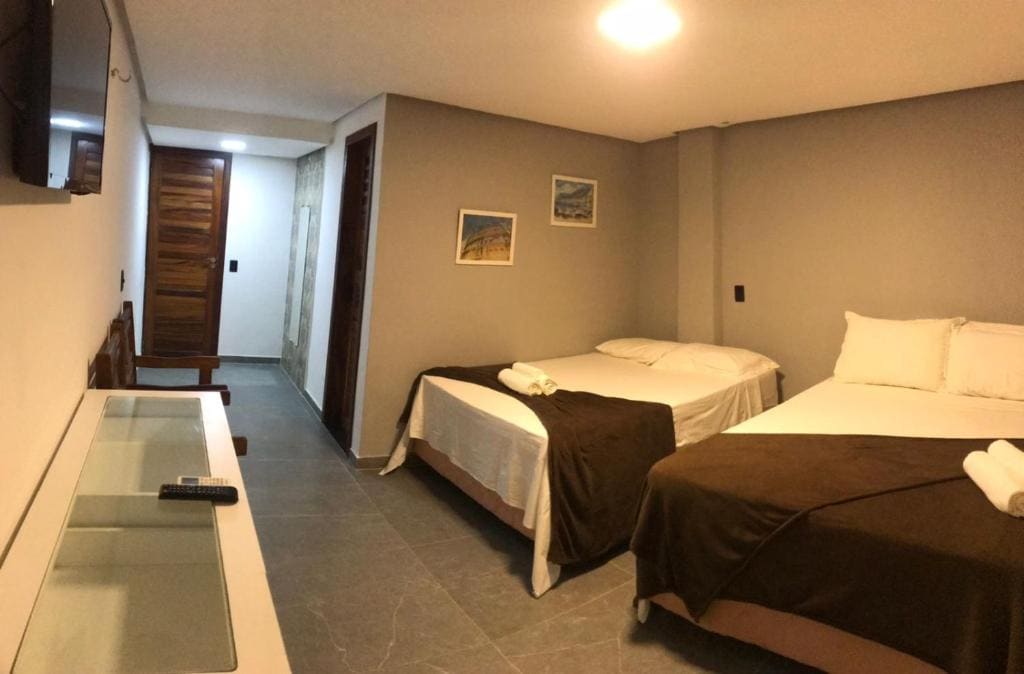Family Room room - Image 2