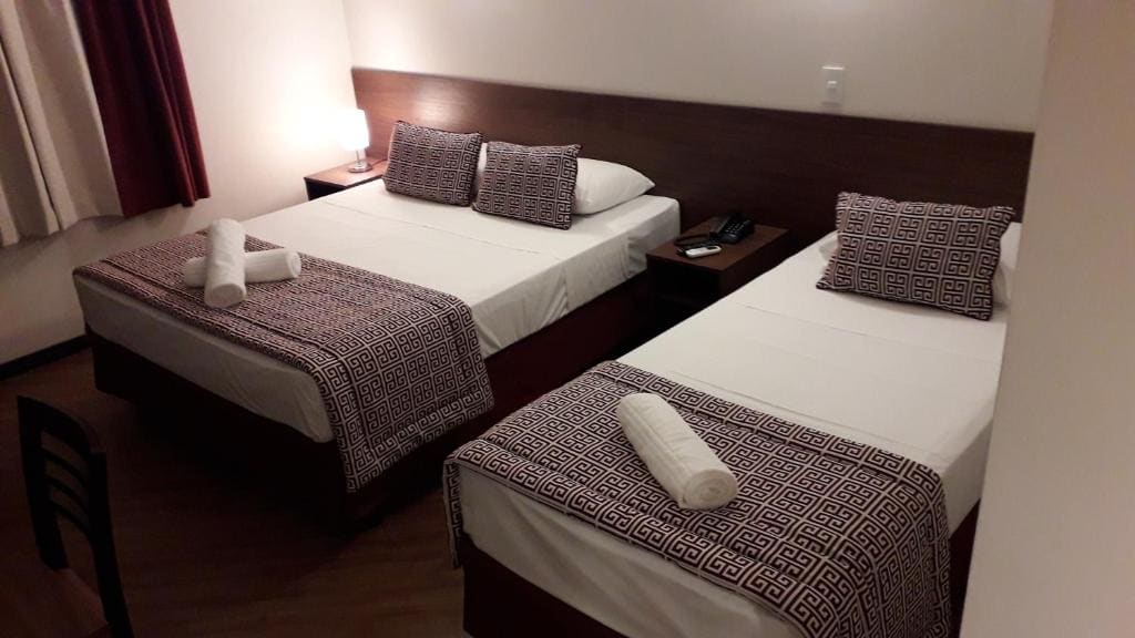 Deluxe Family Room room - Image 1