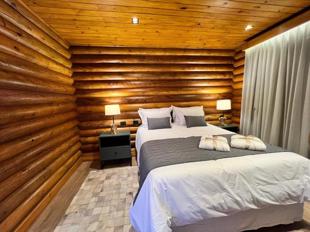Superior Suite room - Image 1