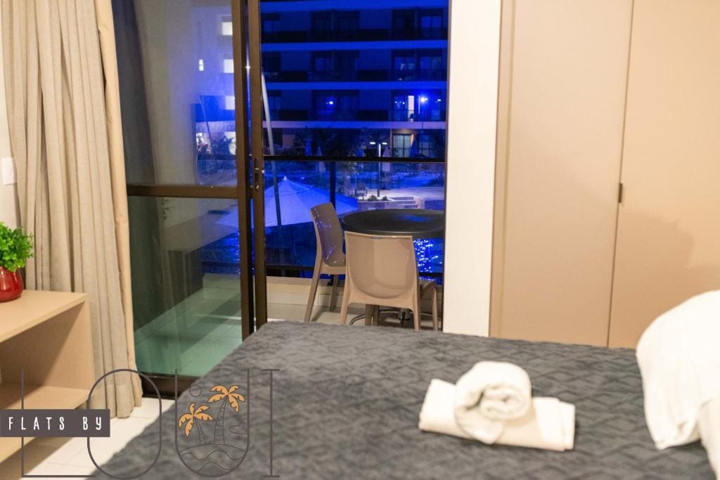Double Room with Pool View room - Image 2