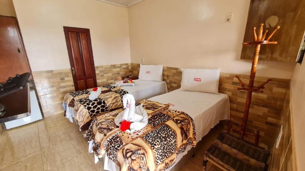 Standard Double or Twin Room room - Image 2