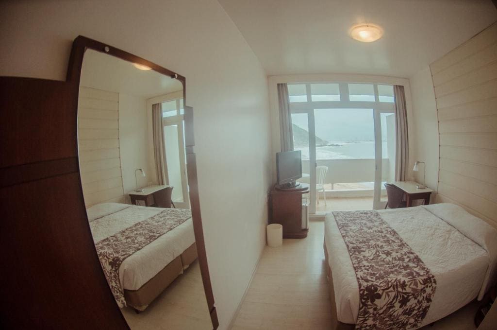 Deluxe Room room - Image 3
