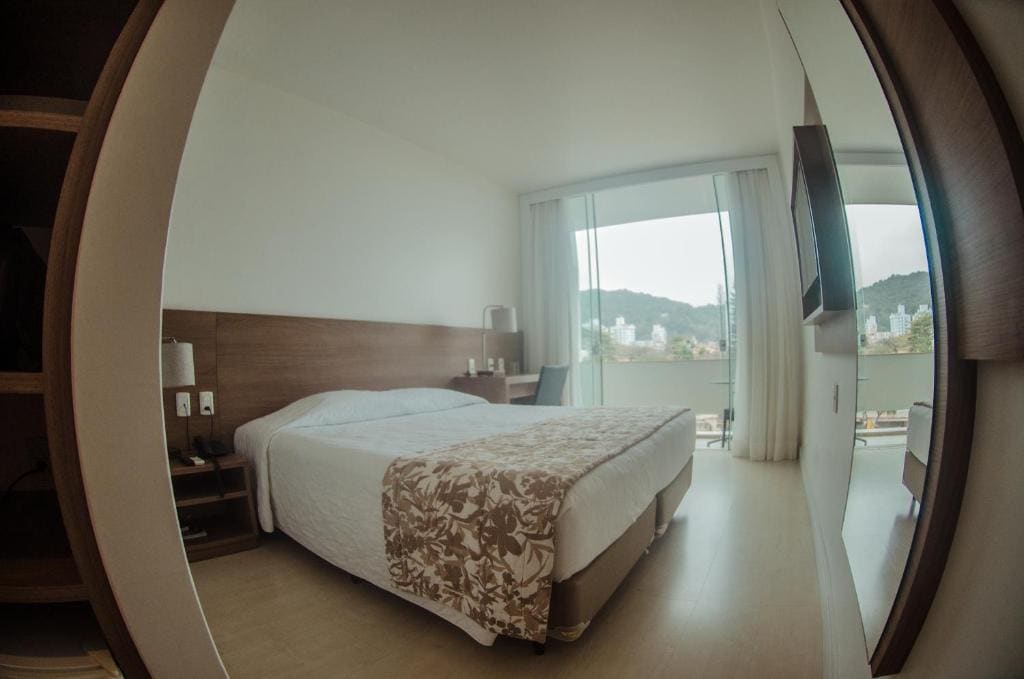 Deluxe Room room - Image 2