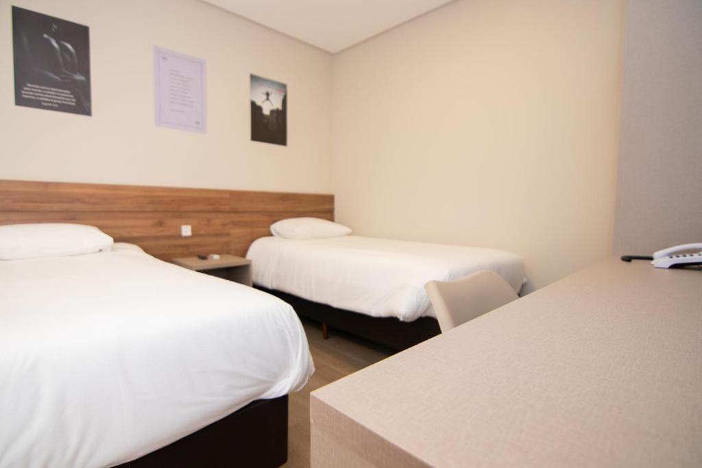 Large Double Room room - Image 1