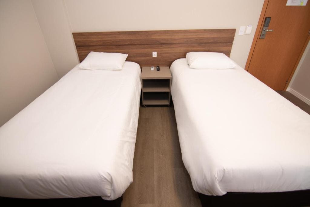 Large Double Room room - Image 2