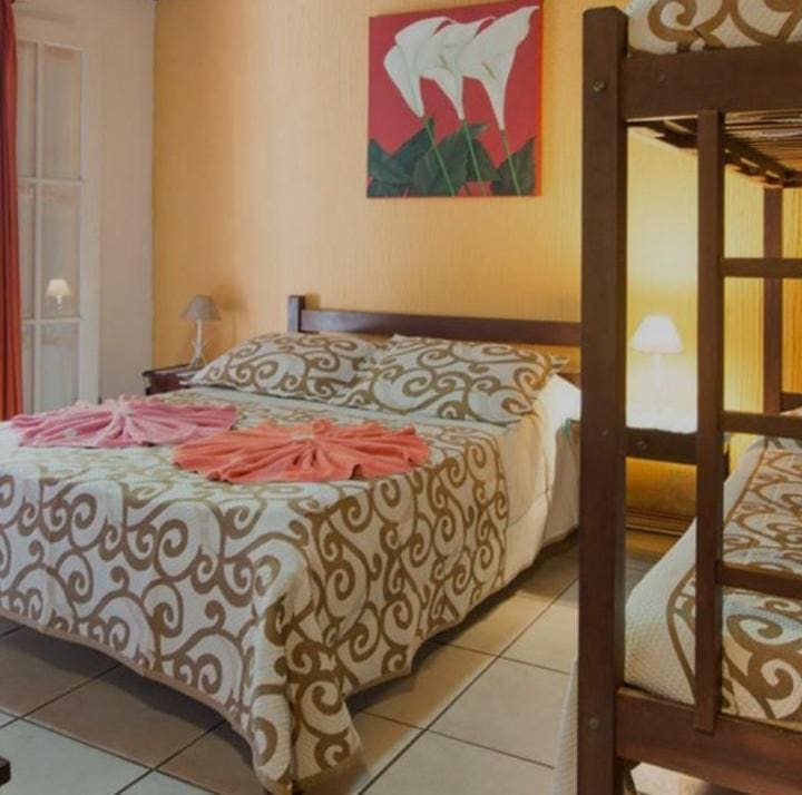 Standard Triple Room room - Image 3