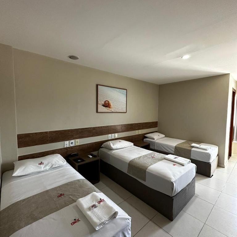 Standard Triple Room room - Image 2