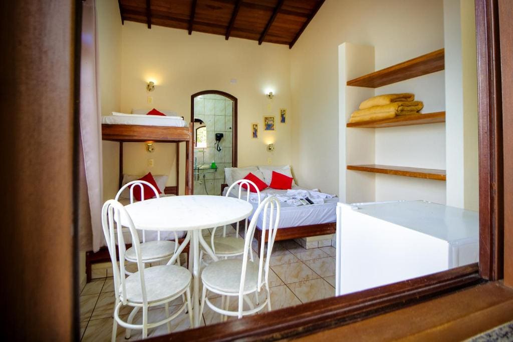 Master Room room - Image 3