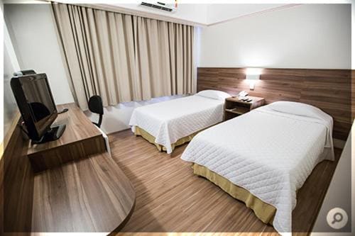 Deluxe Double Room room - Image 2