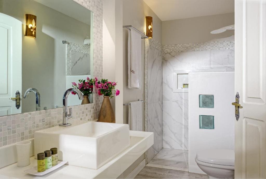Suite room - Image 1