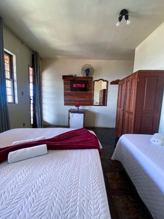 Triple Room with Mountain View room - Image 3