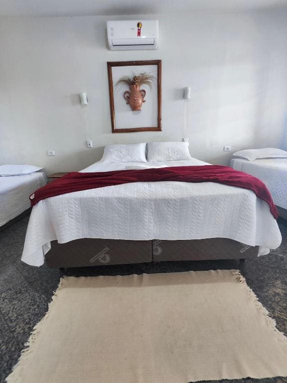 Premium Quadruple Room room - Image 2