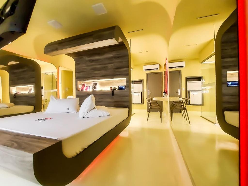 Luxury Double Room with Spa Bath room - Image 2