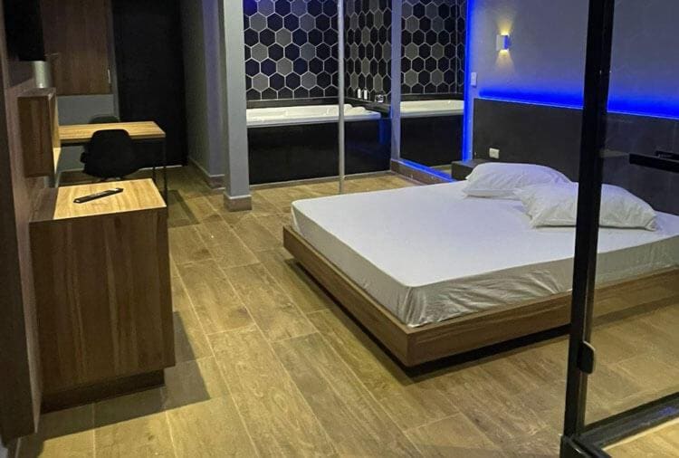 Superior Double Room room - Image 3