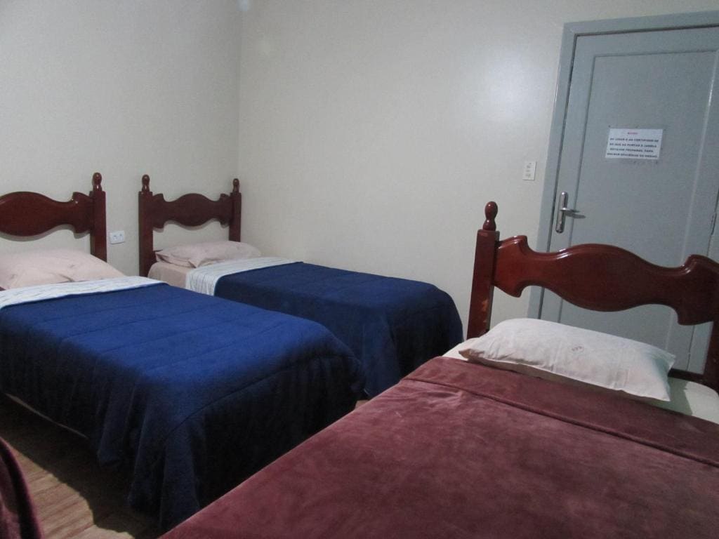 Family Room room - Image 1