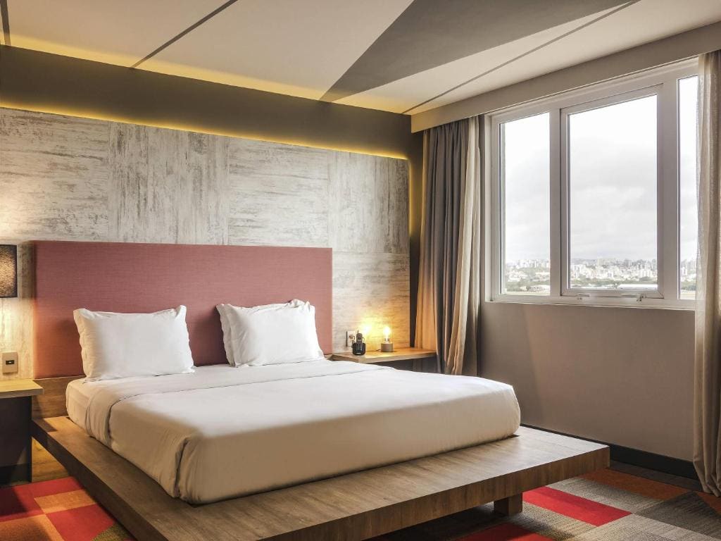 Superior King Suite room - Image 2