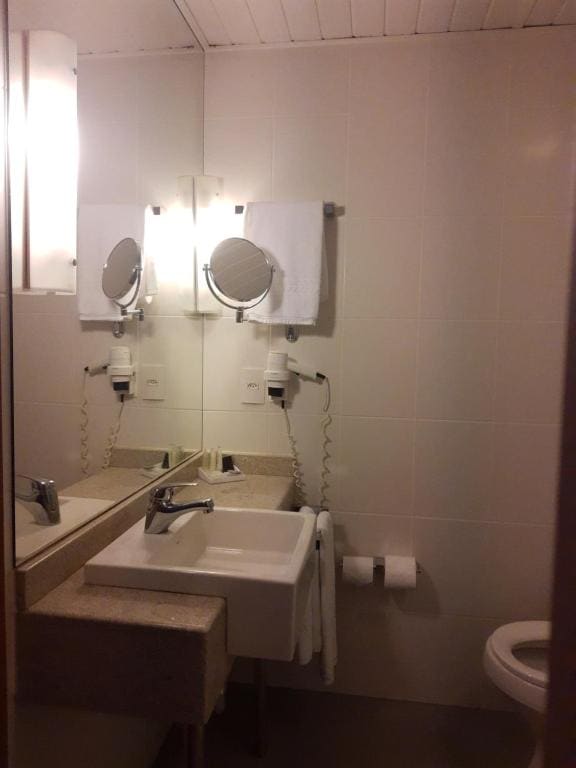 Superior Twin Room room - Image 2