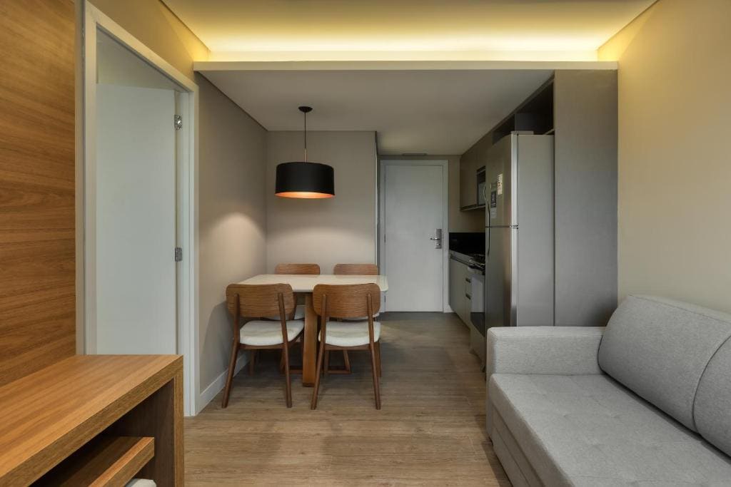 Queen Suite room - Image 1