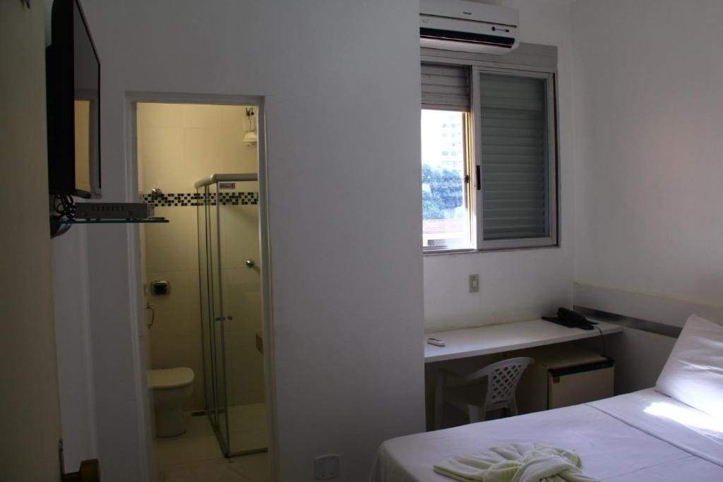 Standard Double Room room - Image 3