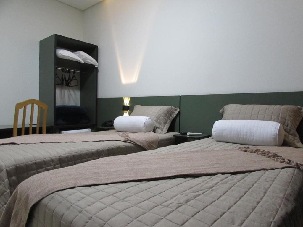 Superior Twin Room room - Image 1