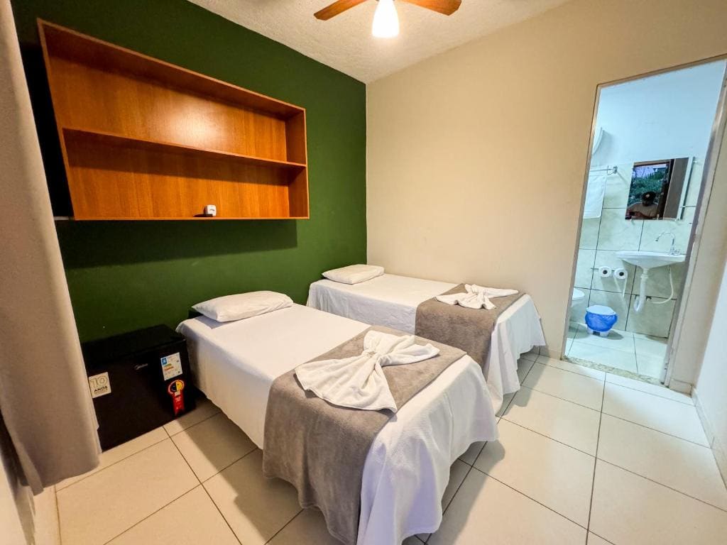 Standard Twin Room room - Image 1