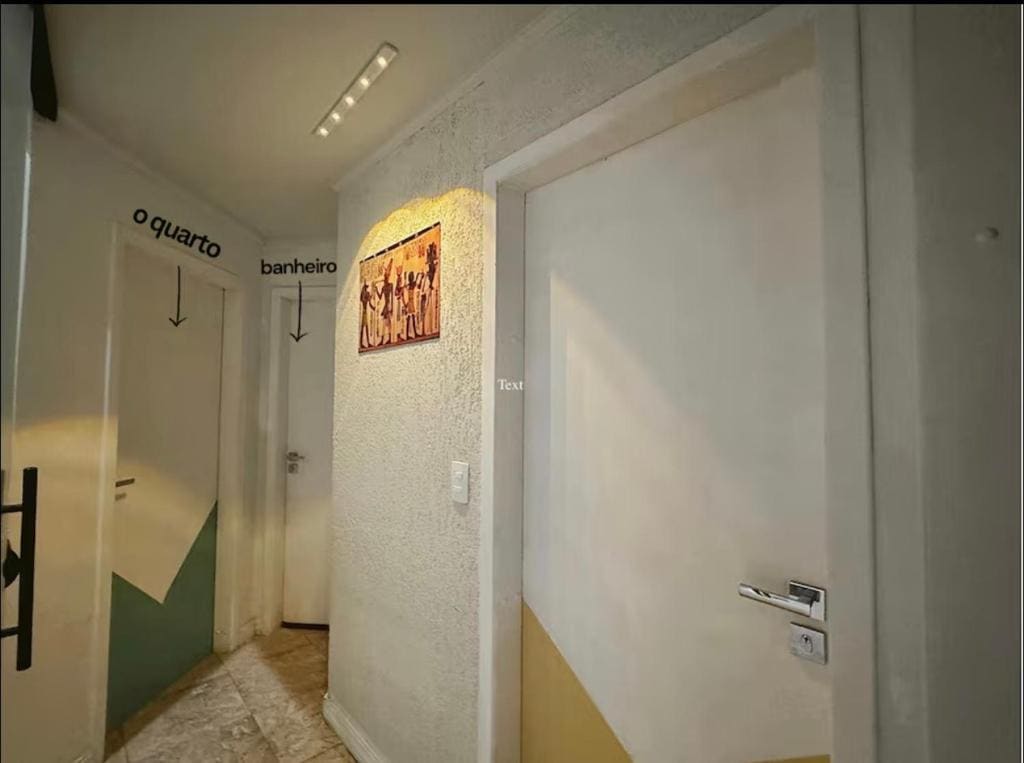 Small Double or Twin Room with Shared Bathroom room - Image 2
