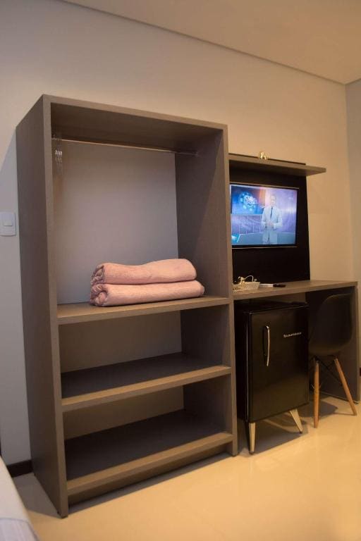 Classic Triple Room room - Image 3