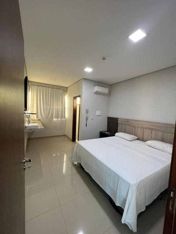 Double or Twin Room with Bathroom room - Image 1