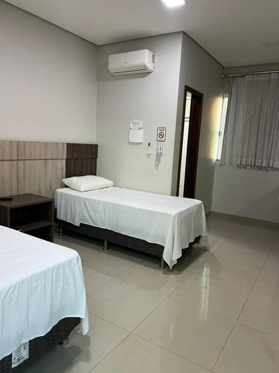 Twin Room with Private Bathroom room - Image 1