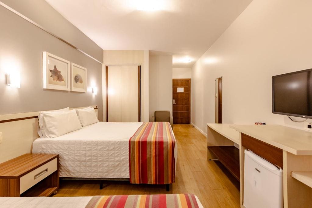 Standard Triple Room room - Image 1