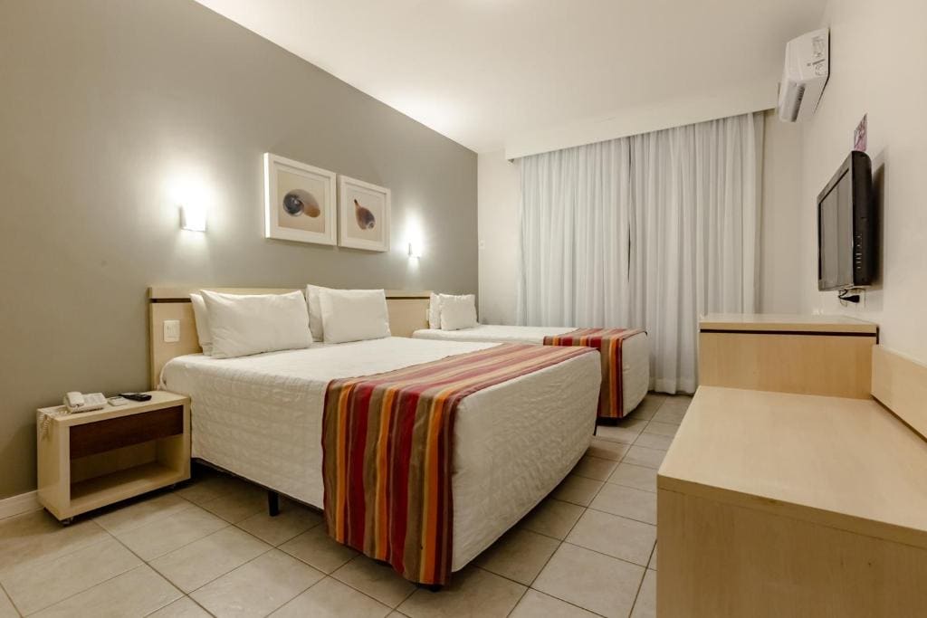 Standard Triple Room room - Image 2