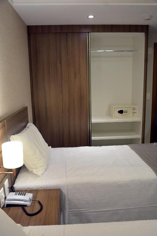Deluxe Double Room room - Image 1