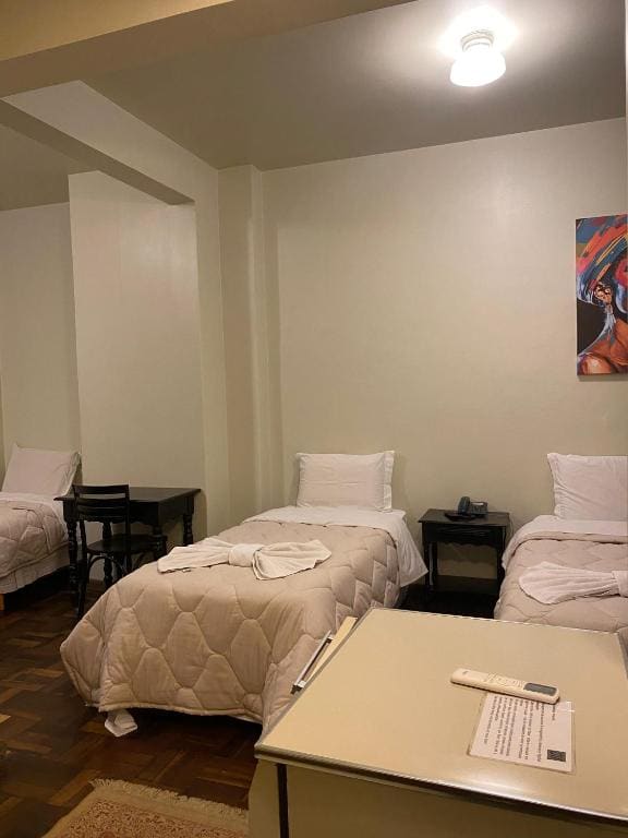 Executive Triple Room room - Image 1