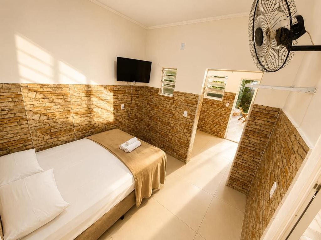 Double Room with Private Bathroom room - Image 1