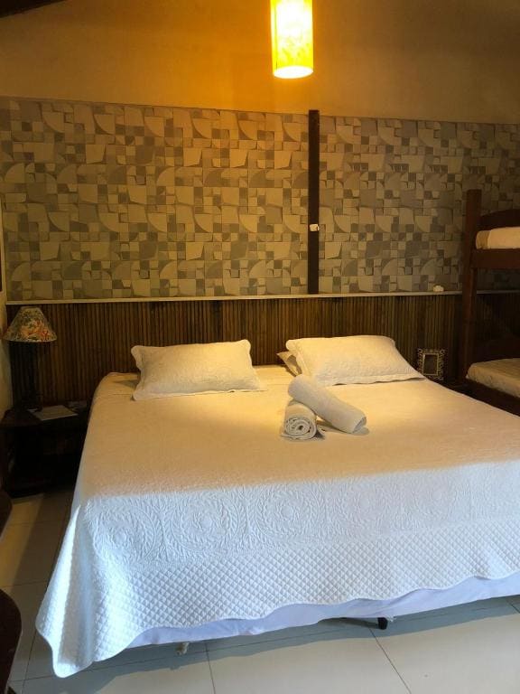 Superior Quadruple Room room - Image 2