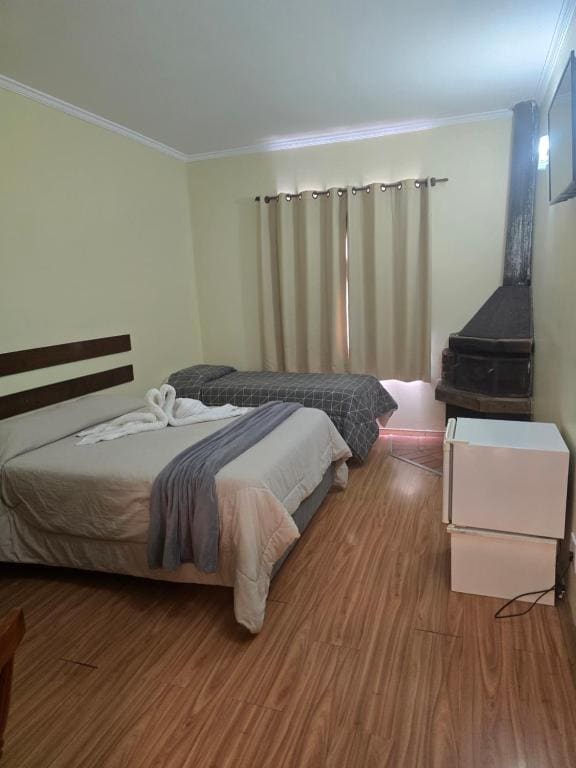 Suite with Fireplace room - Image 2