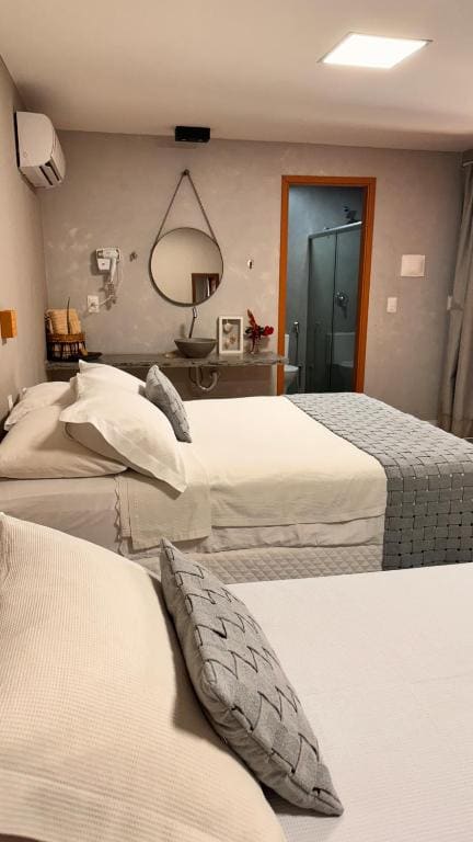 Suite with Garden View room - Image 3