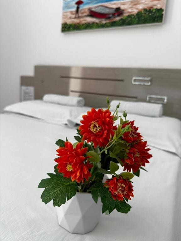 Standard Double Room room - Image 3