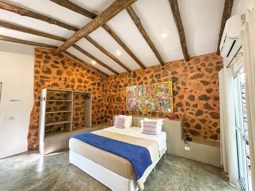 Master Suite room - Image 1