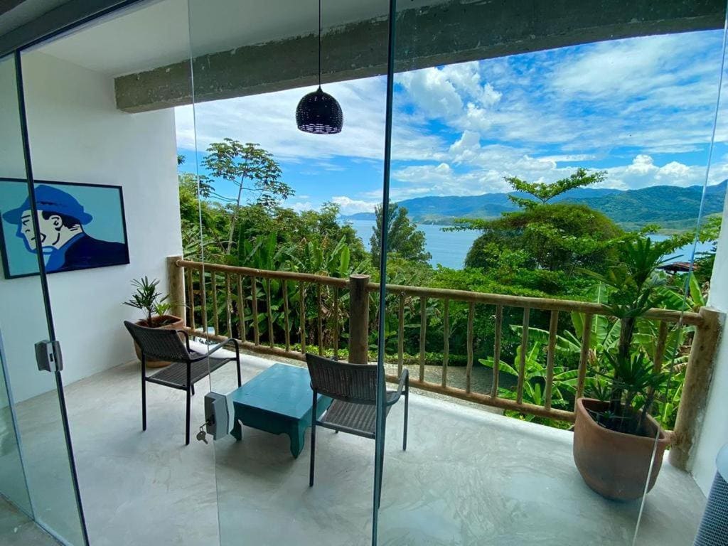 Superior Suite room - Image 3